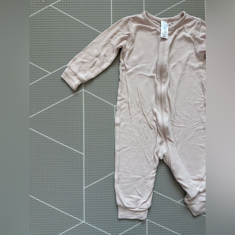Modern Moments|Baby girl long sleeve footless pajamas-neutral off white,ribbed•